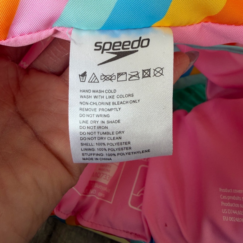 Speedo Kids Pink "Sun Kissed" Floatation Vest with Matching Arm Bands - Picture 3 of 5
